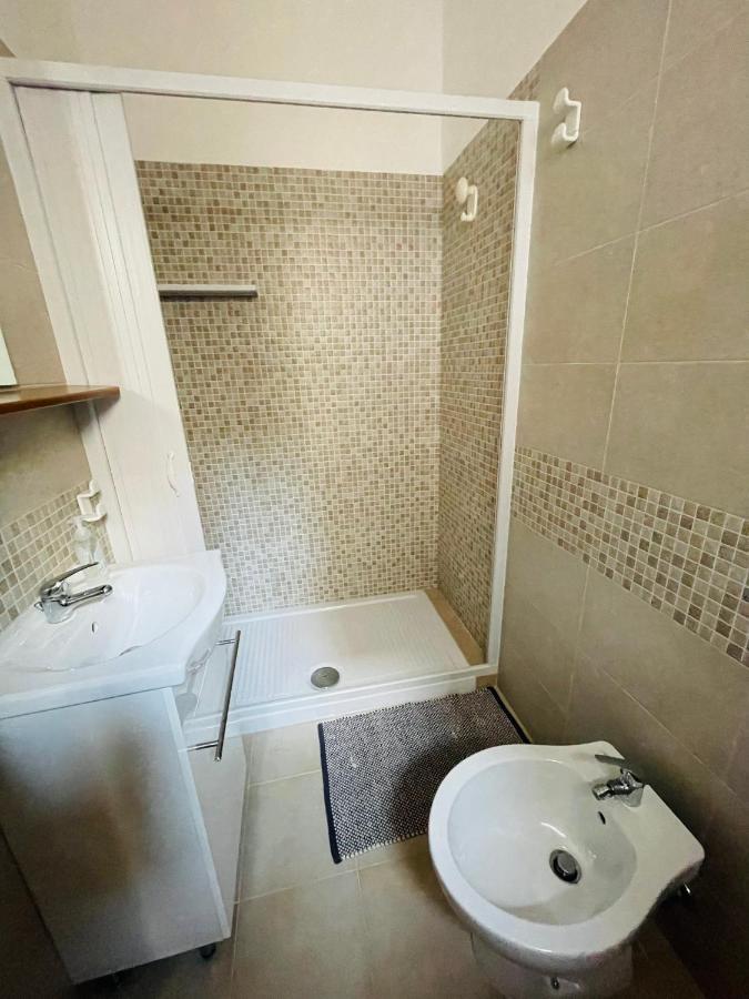 Lovely 2 Bedroom Rental Unit,Patio And Close Beach Сан-П'єтро-ін-Беванья Екстер'єр фото